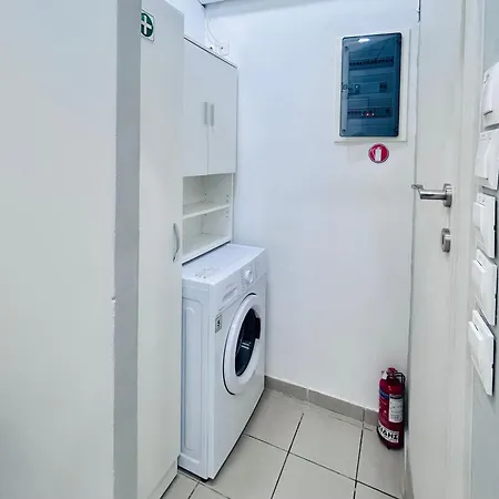 Ithaca: με αυτόνομη είσοδο. 아파트 *