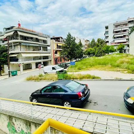 Ithaca: με αυτόνομη είσοδο. Salonicco