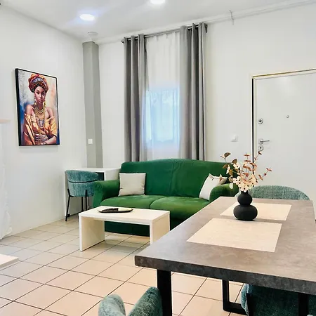 Ithaca: με αυτόνομη είσοδο. 테살로니키